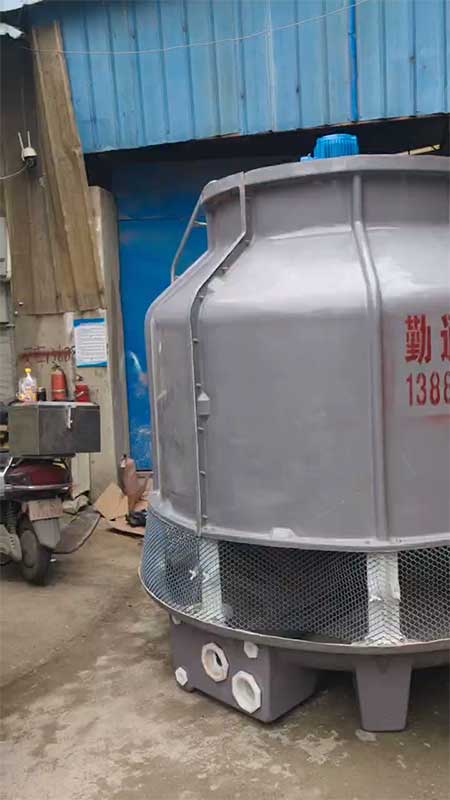 乐山60T玻璃钢冷却塔整塔发货